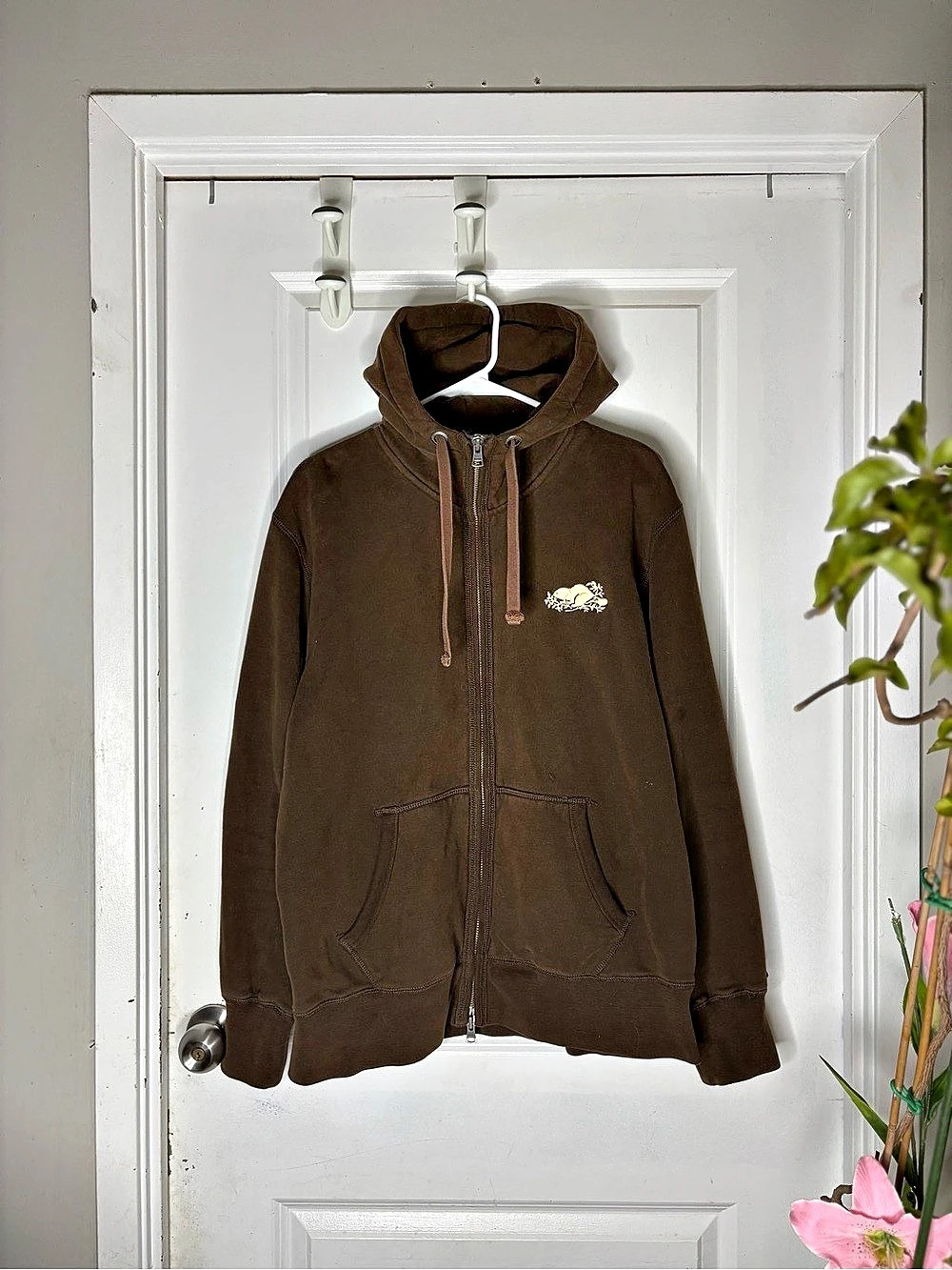 ✧ vintage y2k roots canadian heritage brown zip hoodie • medium ✧